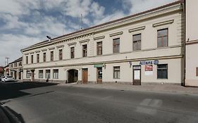 Apartmán 3, Suvorovova 158
